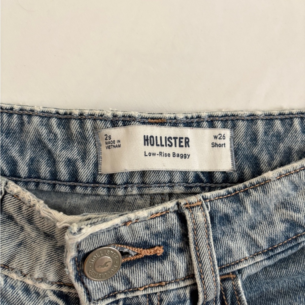 Hollister Blue Denim Low-Rise Baggy Jeans